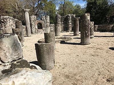 Gjirokastra By Private Transfer with a Stop in Butrint