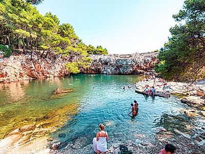 Kayaking and Lokrum Island Visit - Half-Day Group Tour