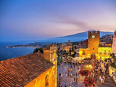 Taormina at Sunset Small Group Walking Tour