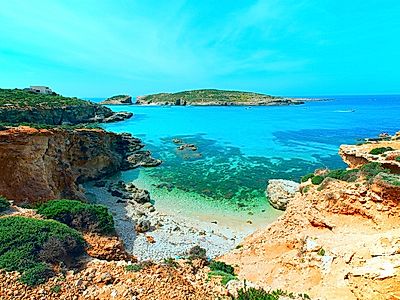 Comino Island with Crystal and Blue Lagoon Stops Group Boat Tour